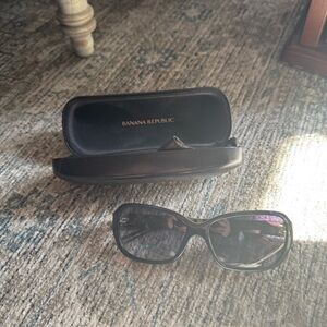 banana republic black and brown sunglasses